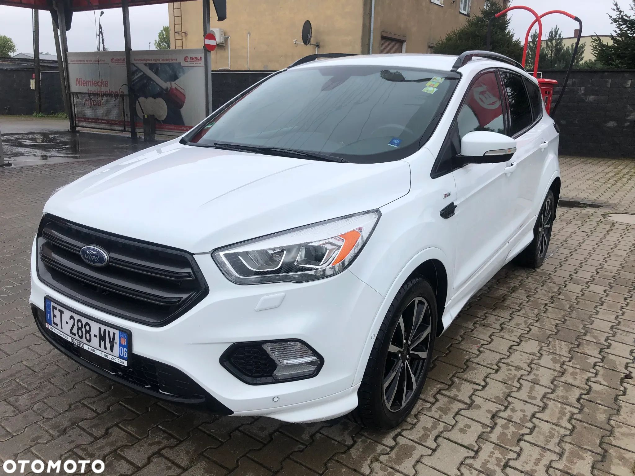 Ford Kuga 1.5 EcoBoost 2x4 ST-Line - 1