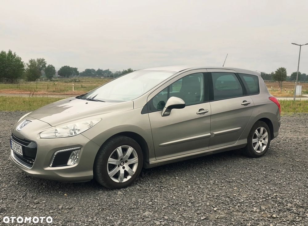 Peugeot 308 1.6 Premium - 3