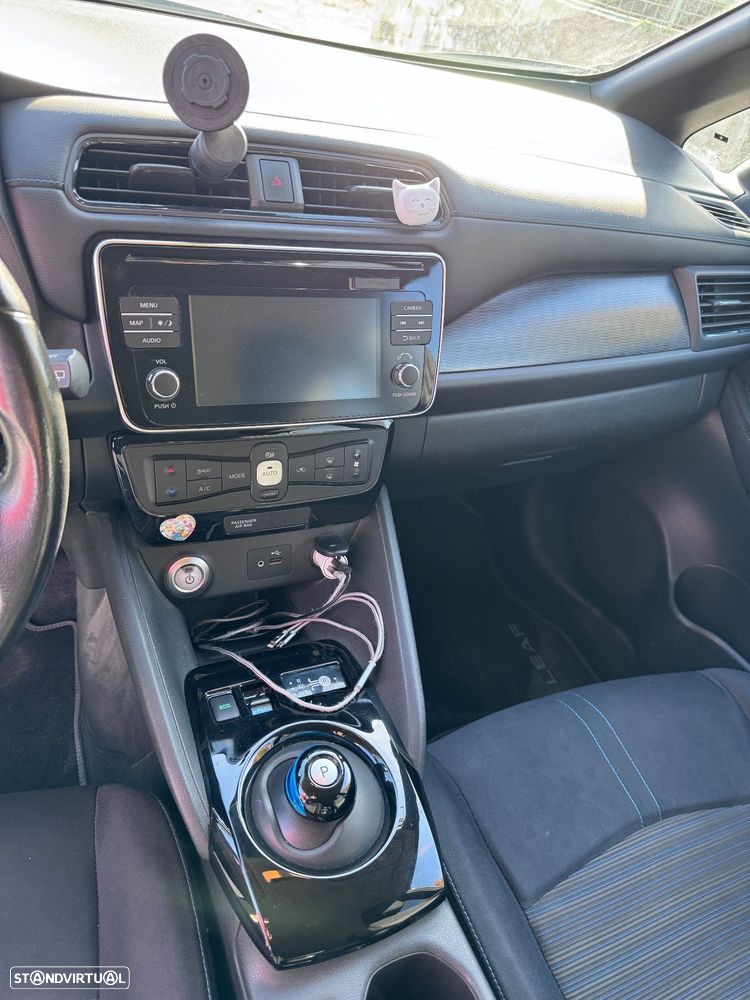 Nissan Leaf N-Connecta - 9