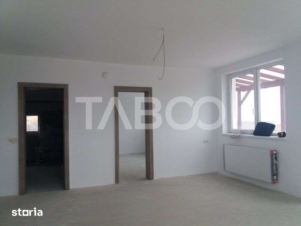 Apartament spatios bloc nou 3 camere 96 mp zona linistita in Cisnadie — fotografia 3