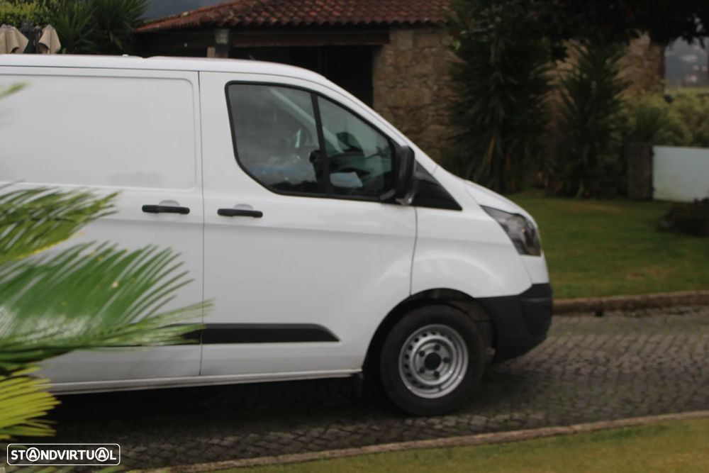 Ford TRANSIT 2.0 TDCI - 3 LUG. A/C - 6