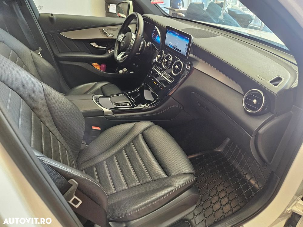 Mercedes-Benz GLC - 13