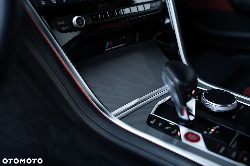 BMW M8 - 18