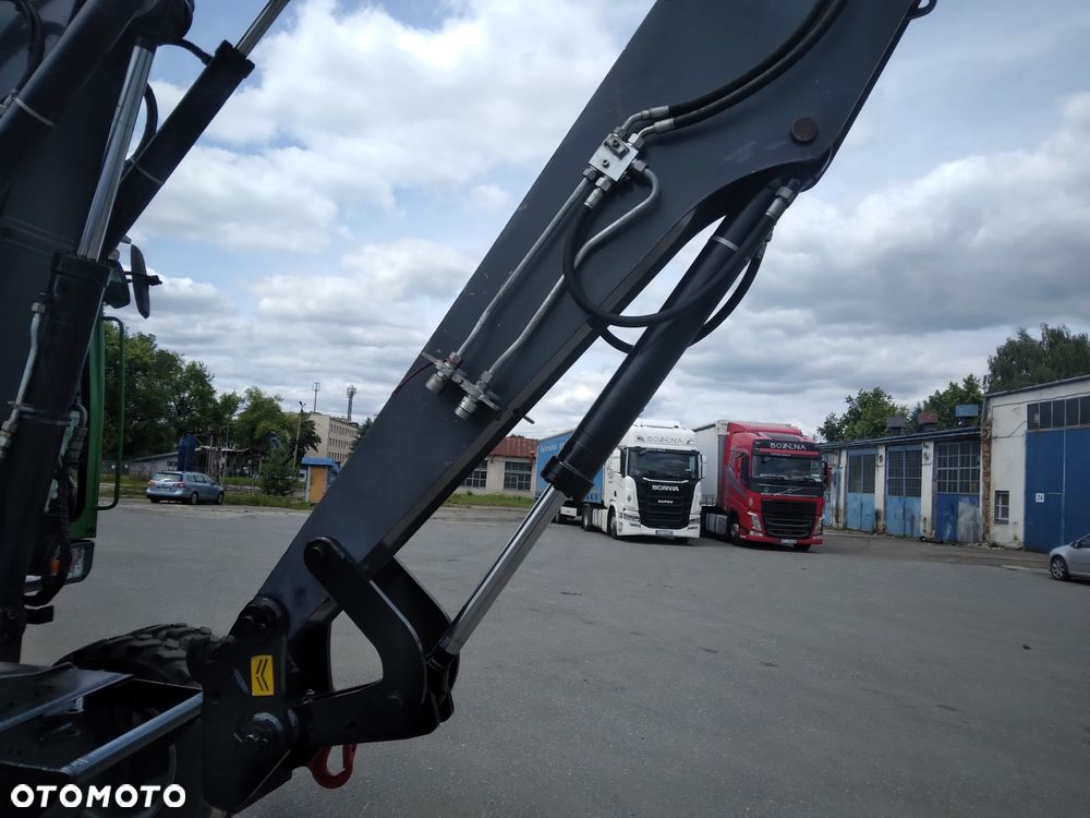 Schaeff TW110 koparka kołowa 4x4 - 11