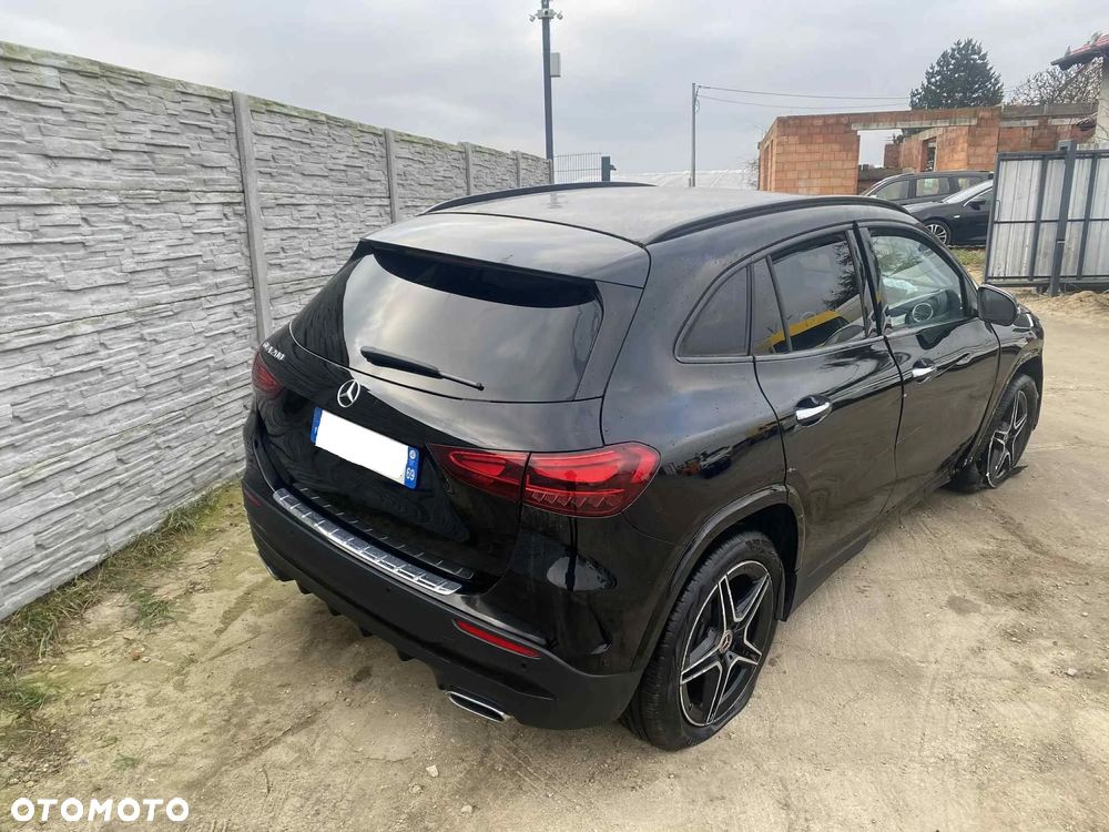Mercedes-Benz GLA 200 mHEV AMG Line 7G-DCT - 36