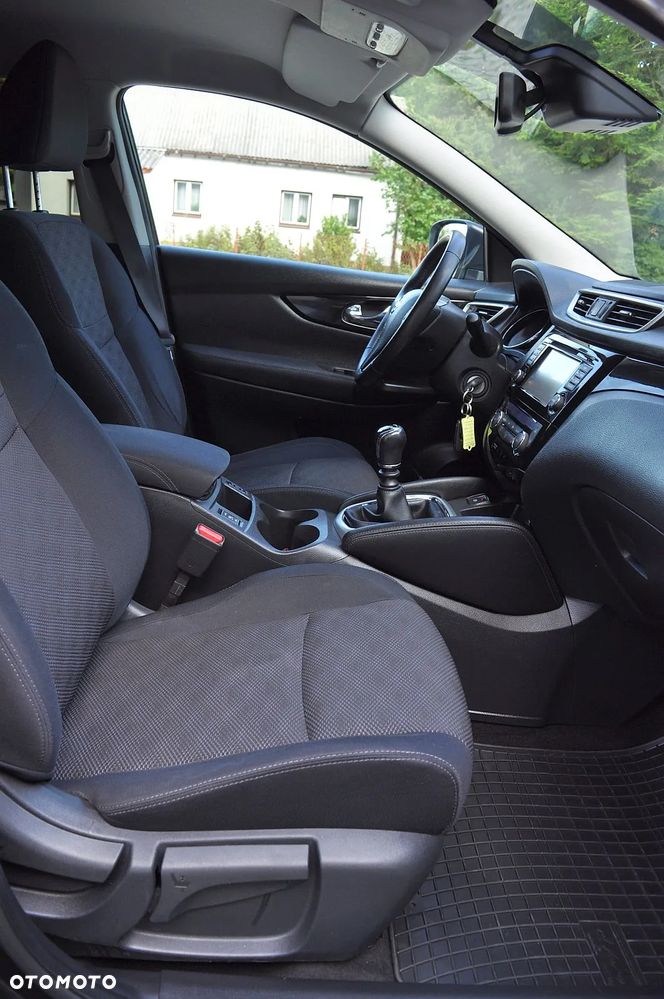 Nissan Qashqai 1.6 DIG-T Visia - 28