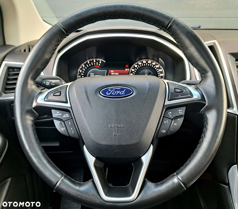 Ford Edge - 10