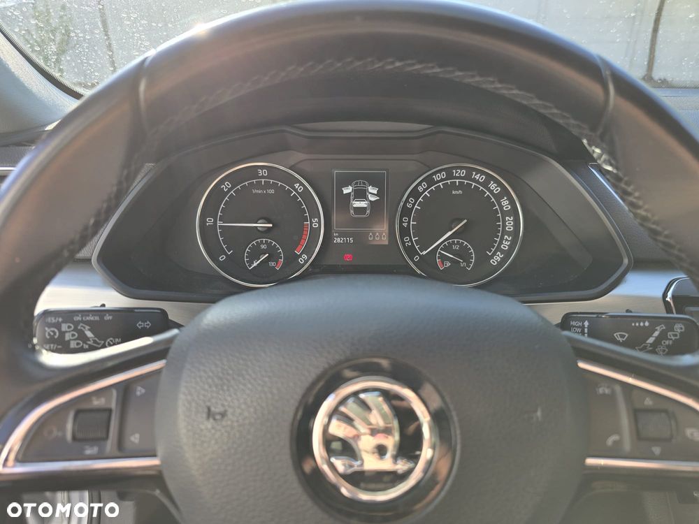 Skoda Superb - 11
