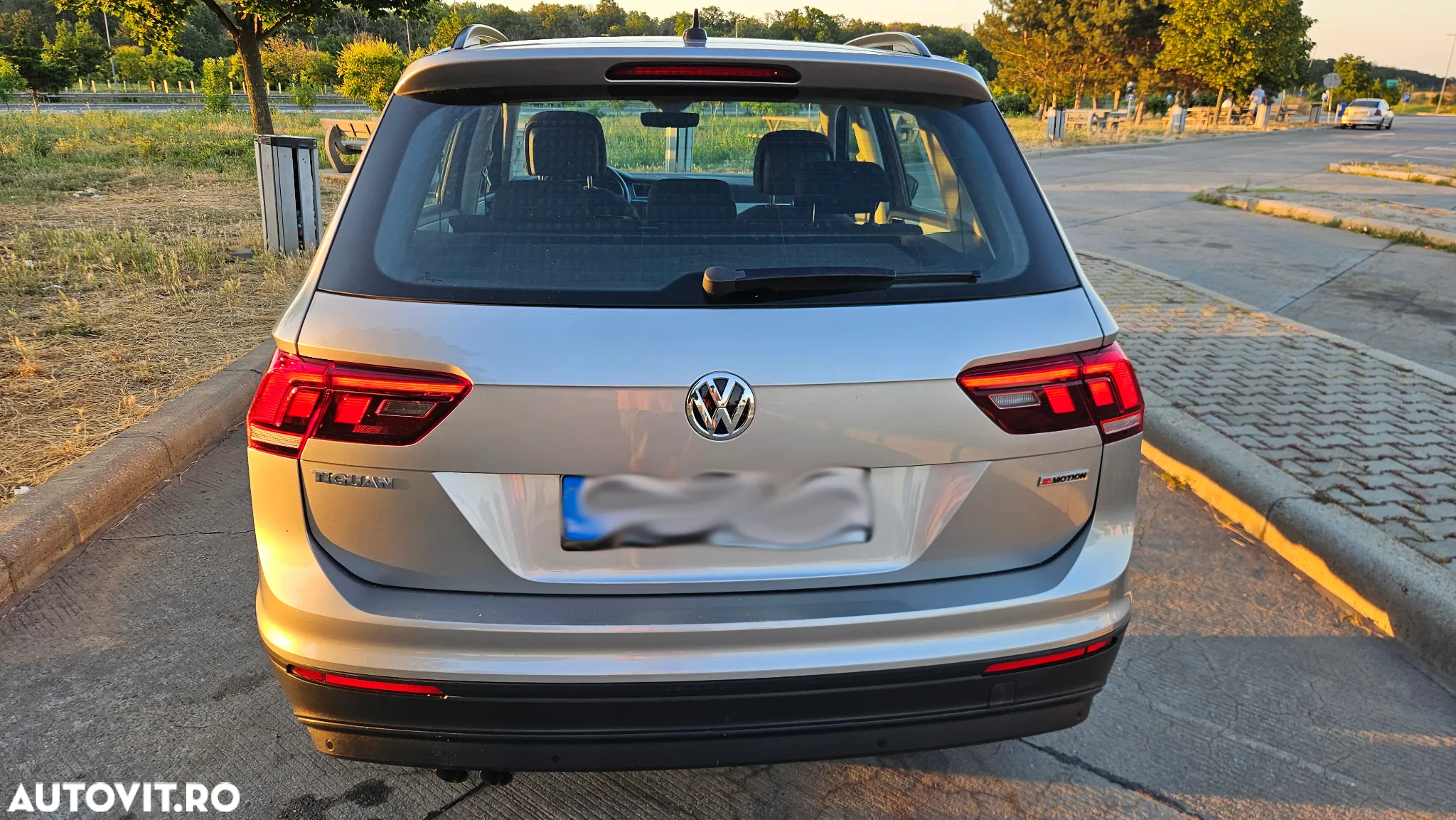 Volkswagen Tiguan 2.0 TDI 4Mot DSG Comfortline - 5
