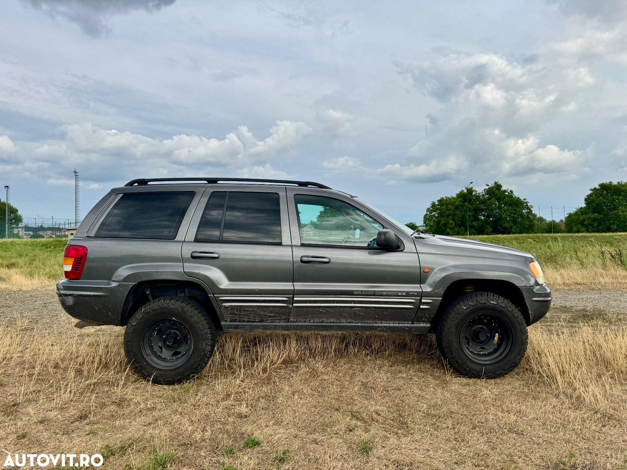 Jeep Grand Cherokee - 4