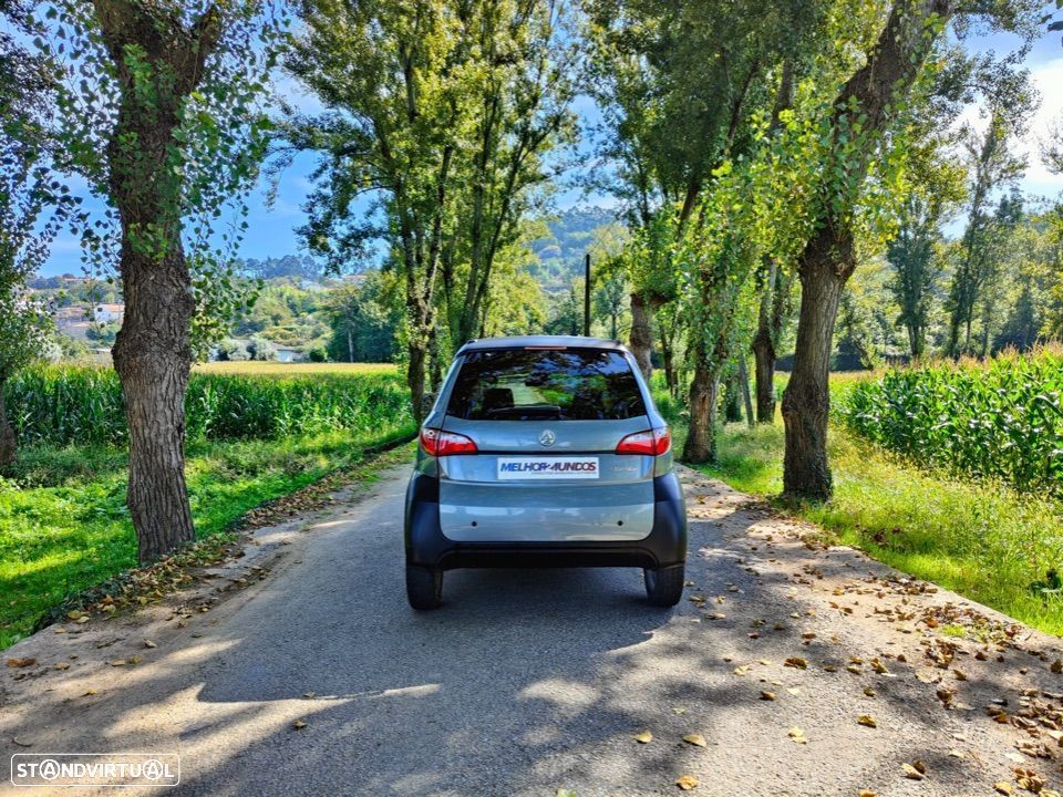 Aixam Crossline - 10