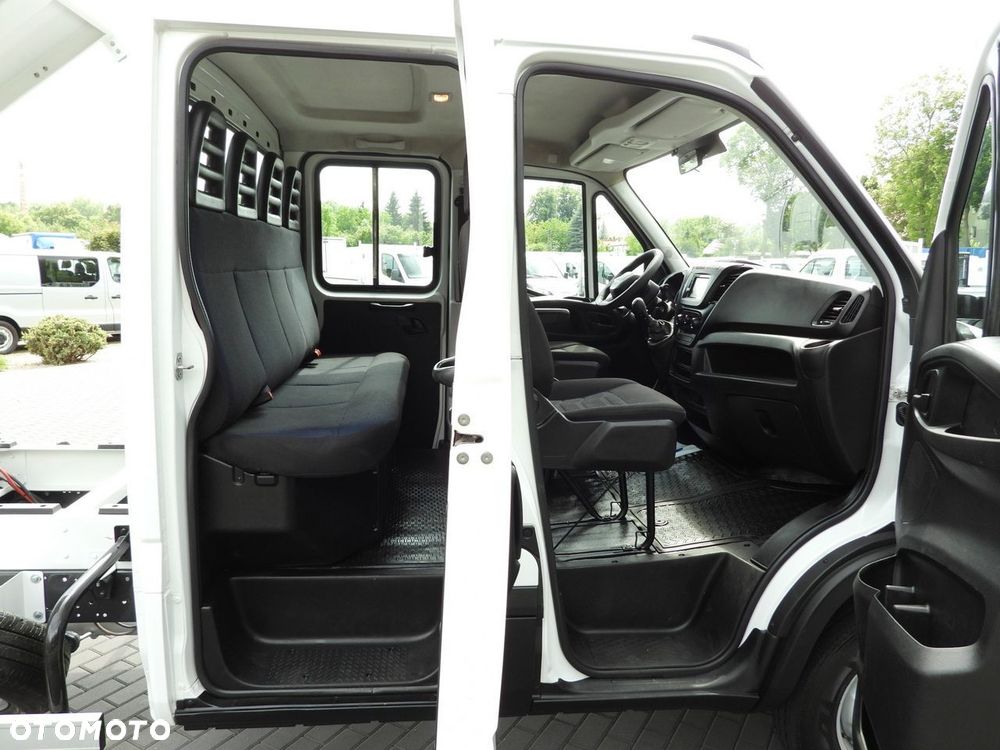 Iveco DAILY 35C16 WYWROTKA PODWÓJNA KABINA DOKA 6 MIEJSC TEMPOMAT BLIŹNIACZE KOŁA KLIMATYZACJA  160KM - 39