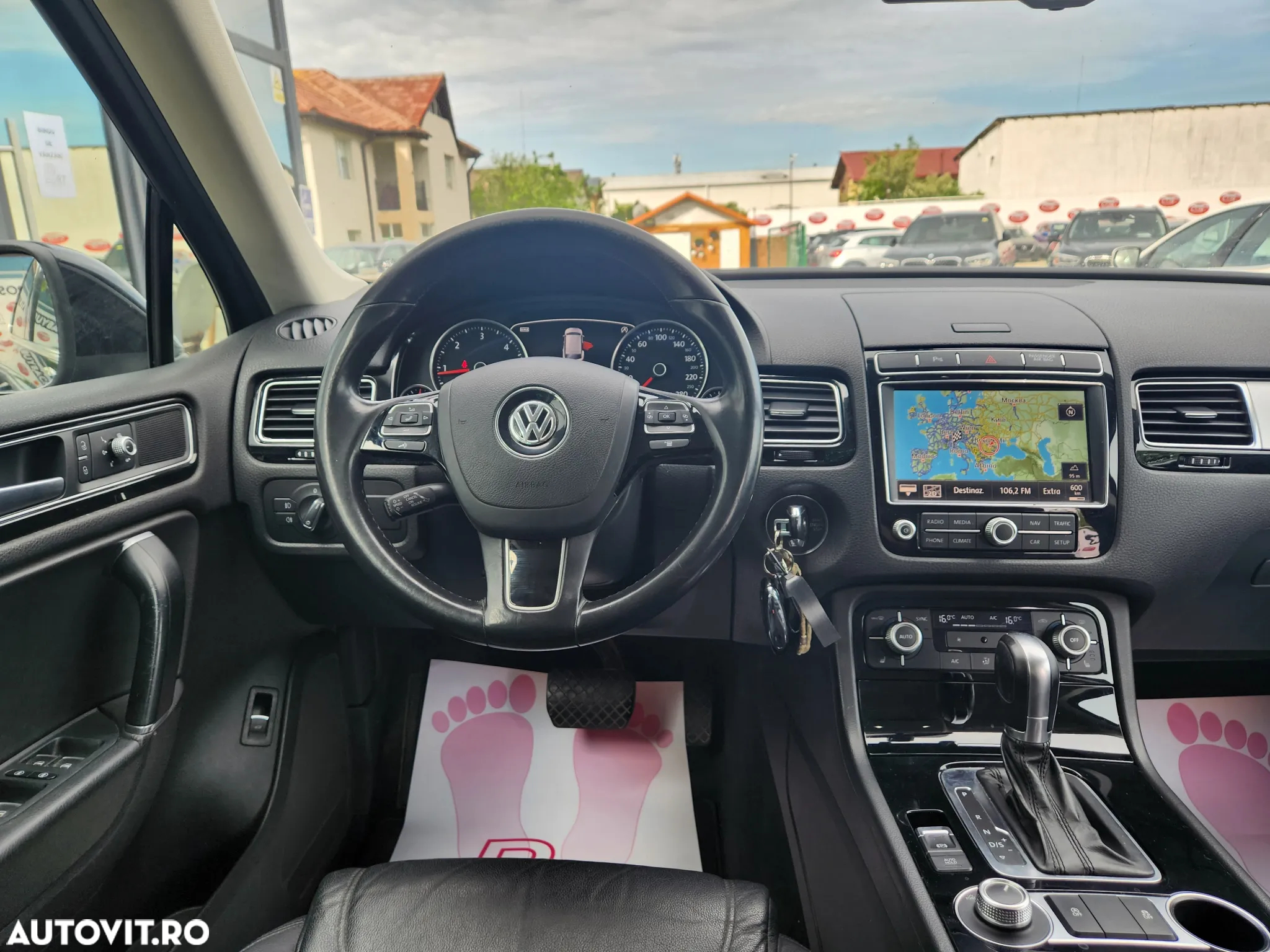 Volkswagen Touareg - 9