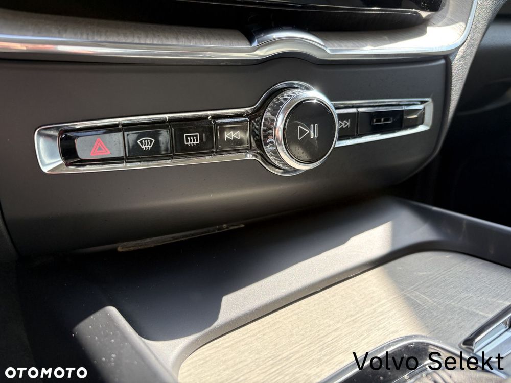 Volvo XC 60 - 16