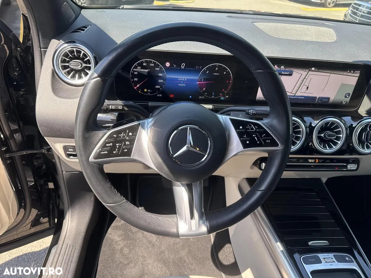 Mercedes-Benz GLA 200 d 4Matic 8G-DCT - 10