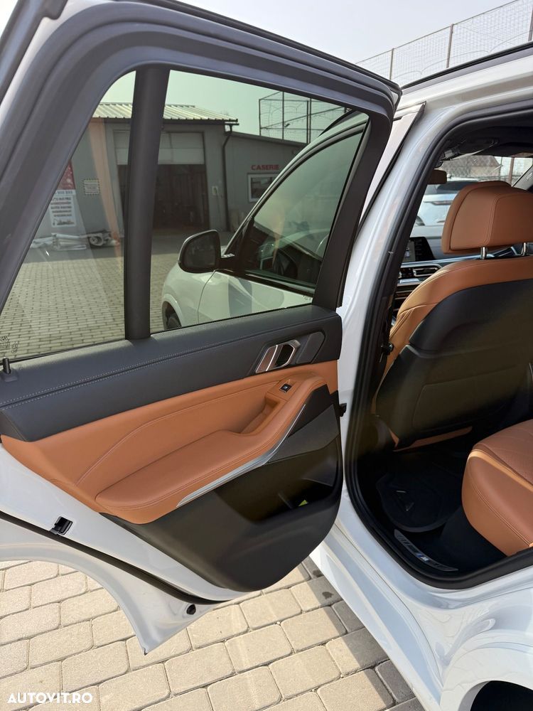 BMW X5 xDrive40i - 10