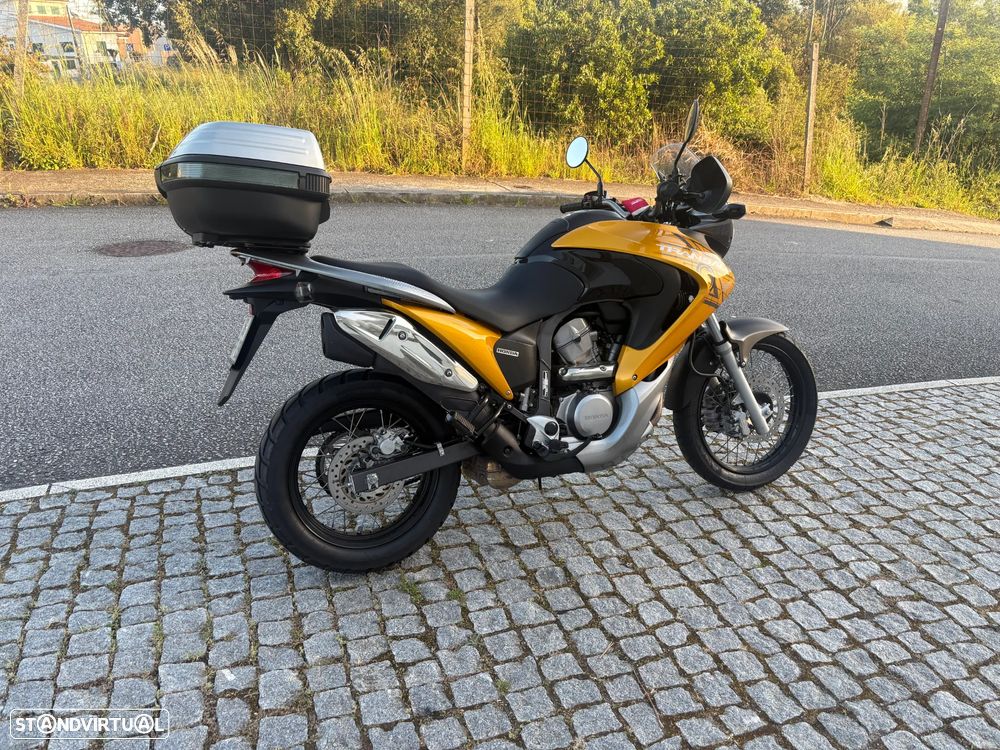 Honda Transalp 700 ABS - 3