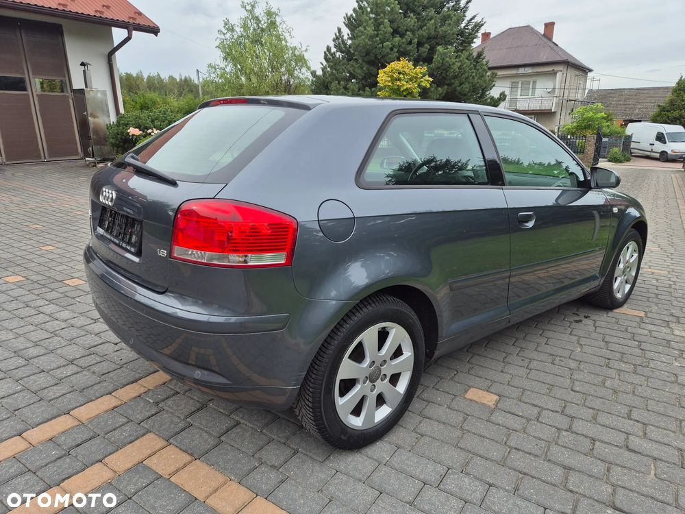 Audi A3 3-drzwiowe 1.6 Attraction - 5