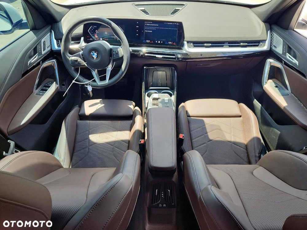BMW X1 - 8