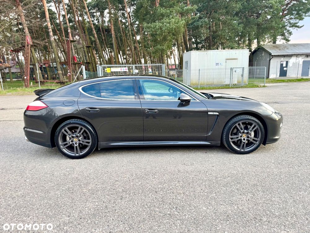 Porsche Panamera 4S PDK - 5