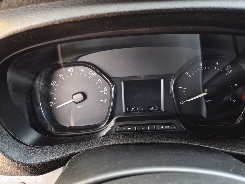 Peugeot Expert LONG 2.0 BLUE HDI 122KM - 17