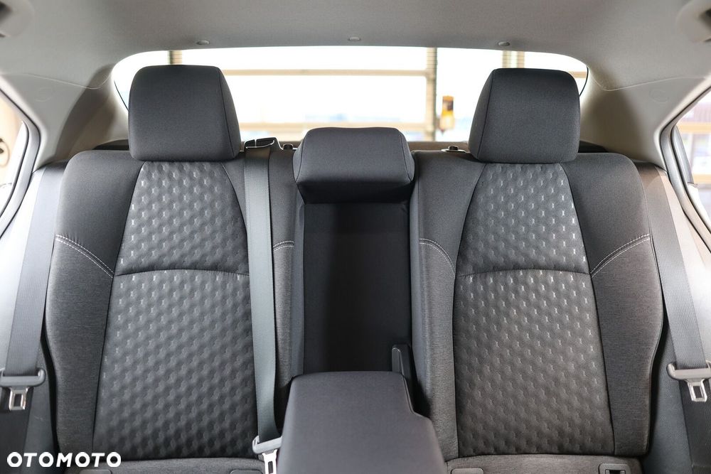 Toyota Corolla 1.8 Hybrid Comfort - 24