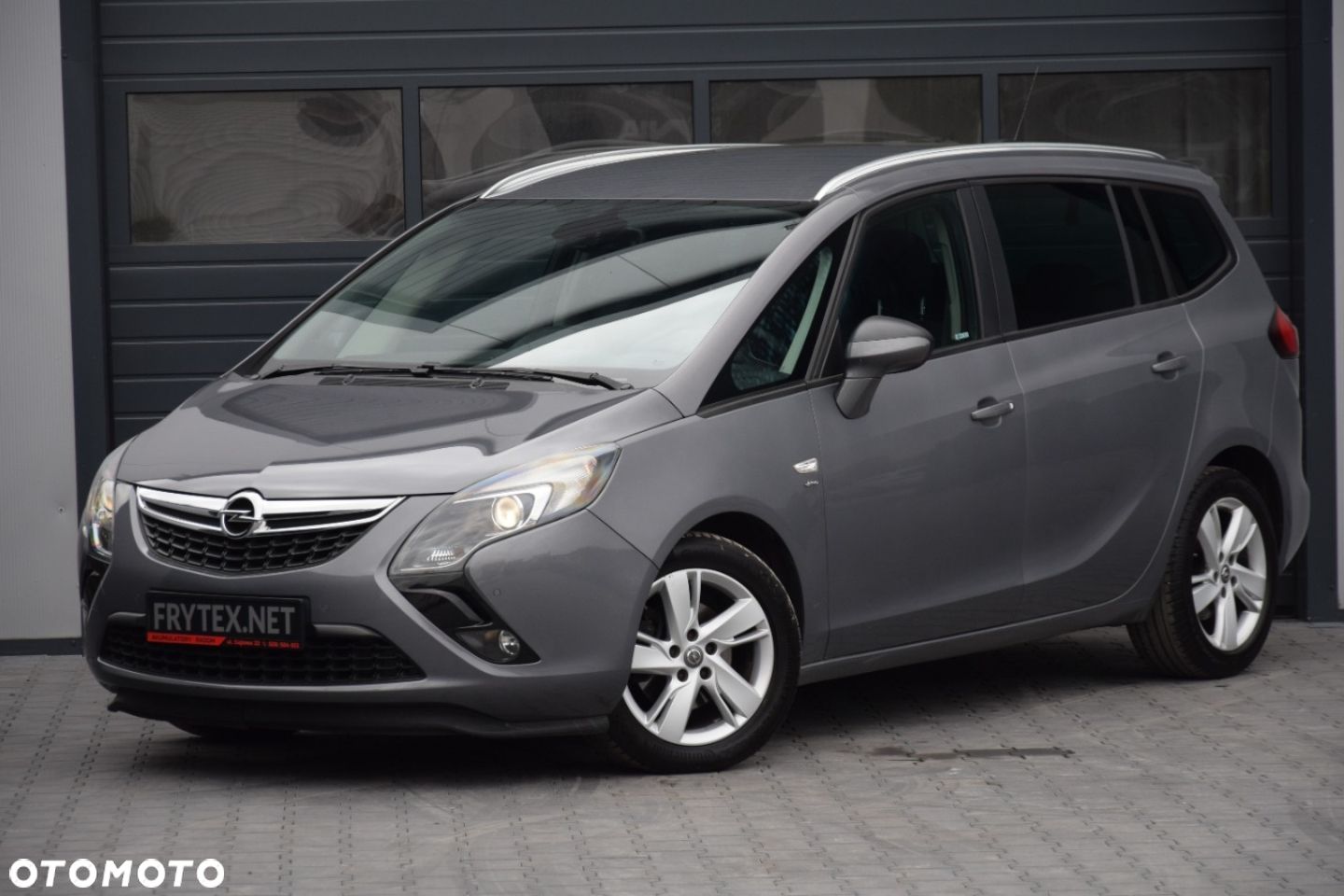 Opel Zafira - 1
