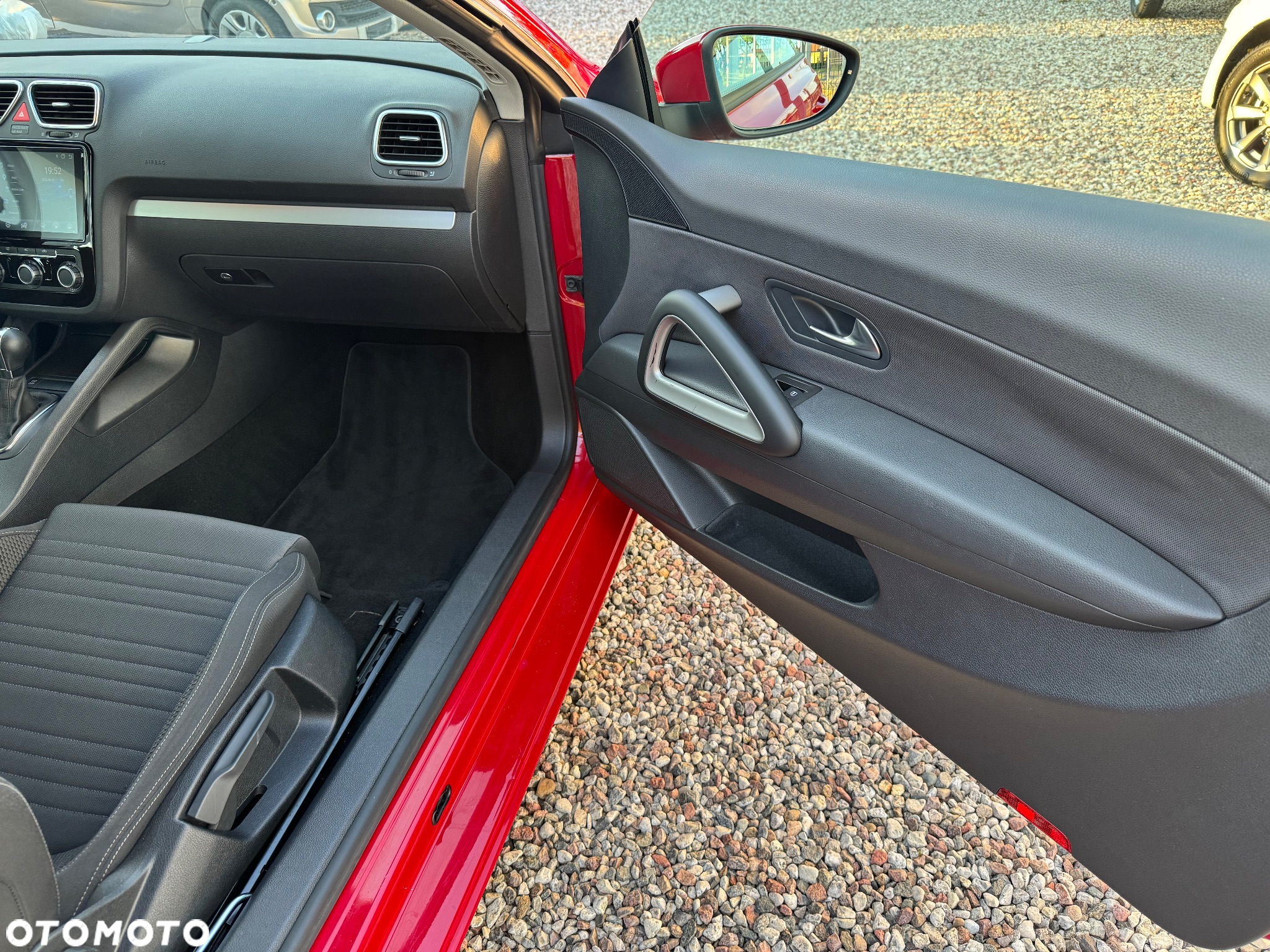 Volkswagen Scirocco 1.4 TSI DSG - 21