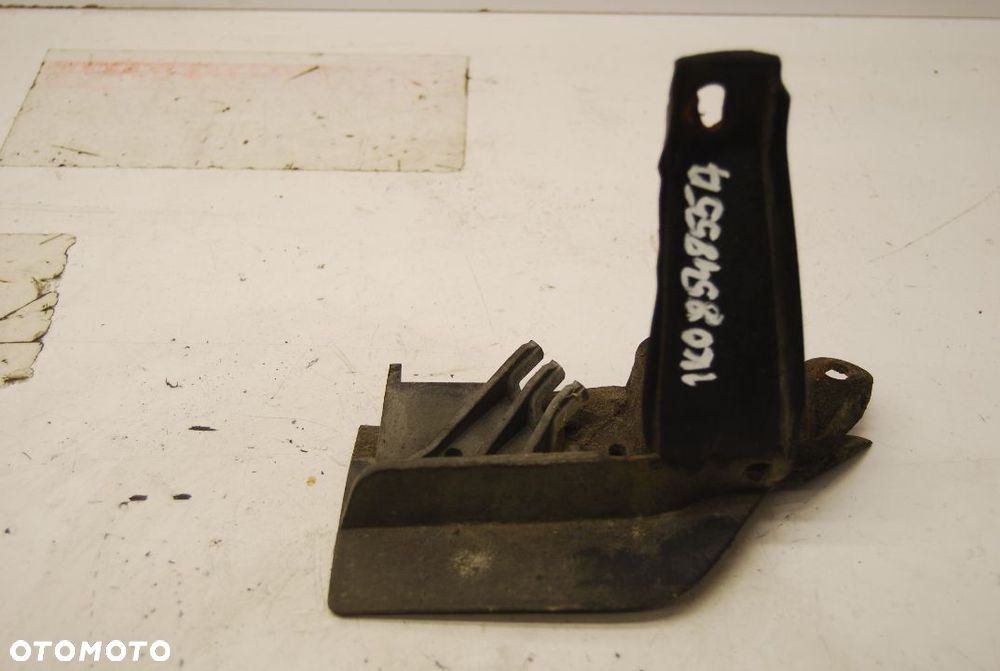 OSŁONA NAKŁADKA PROGU LEWY TYŁ 1K0854855A VW GOLF V - 2