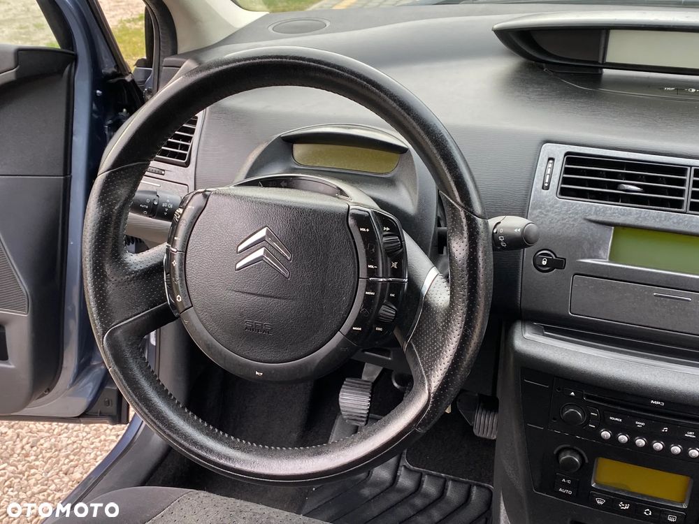 Citroën C4 1.6 16V Exclusive - 28