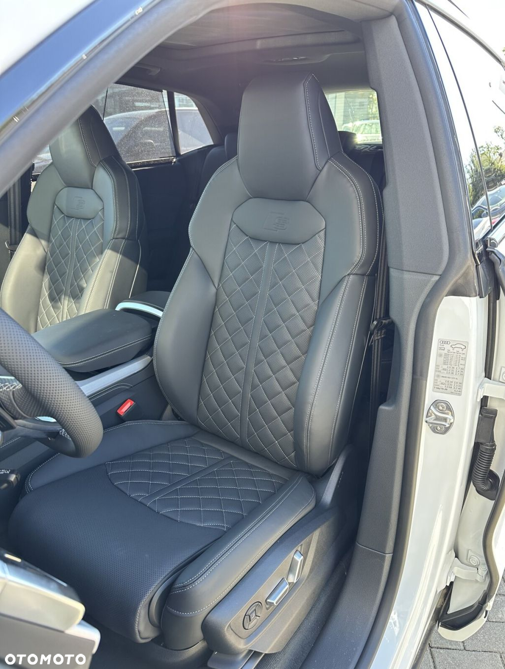 Audi Q8 - 14