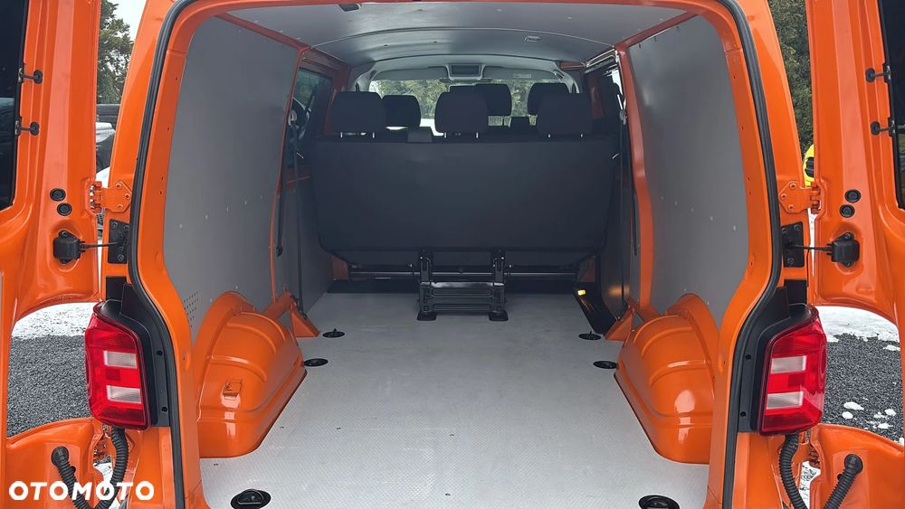 Volkswagen Transporter - 7