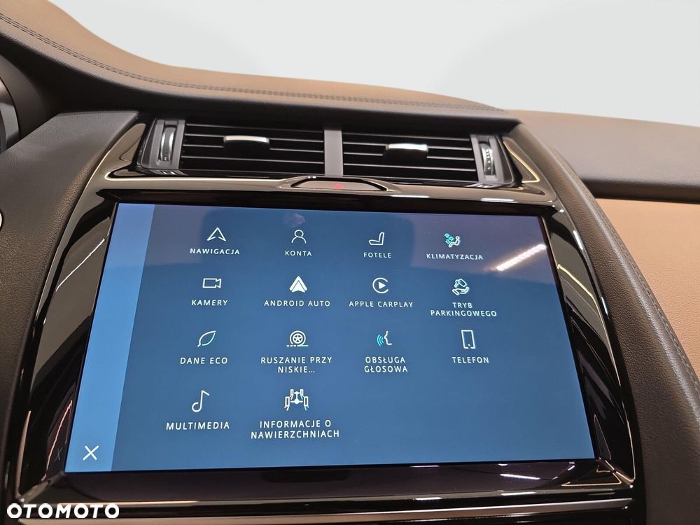 Jaguar E-Pace - 23