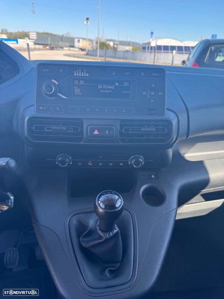 Peugeot Partner 1.5 BlueHdi IVA DEDUTIVEL - 9