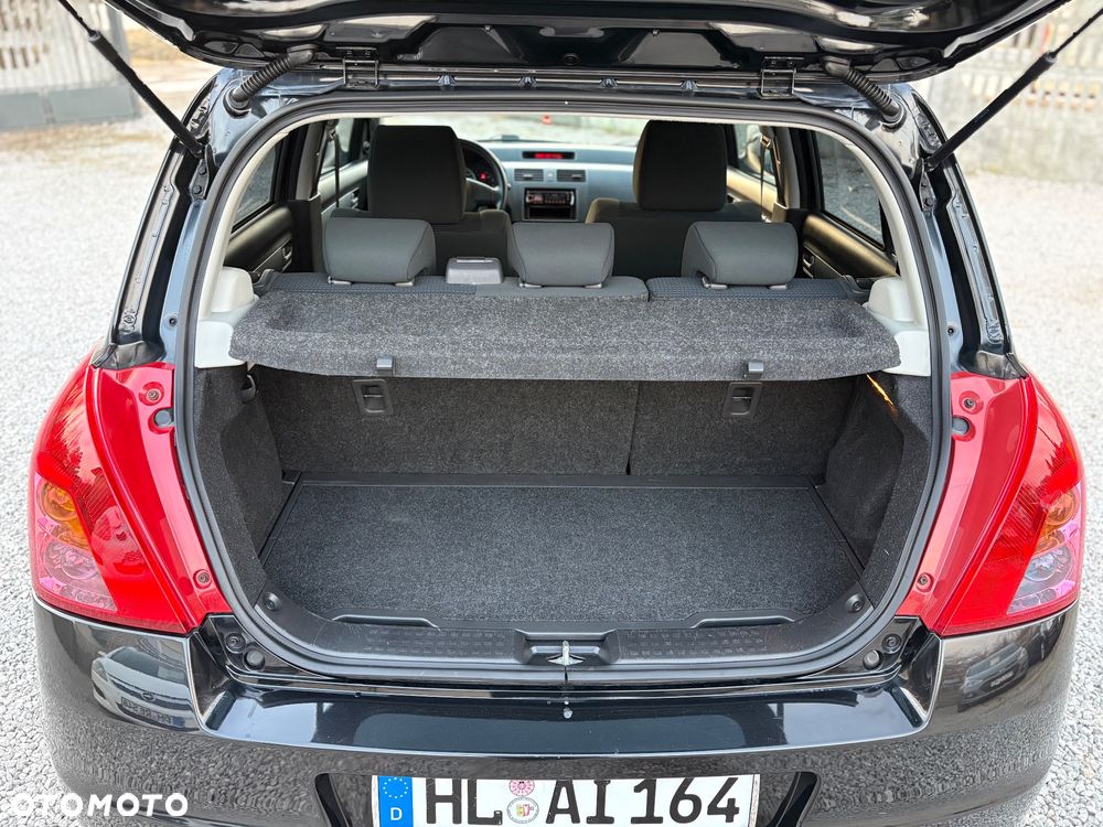 Suzuki Swift 1.3 Comfort - 25