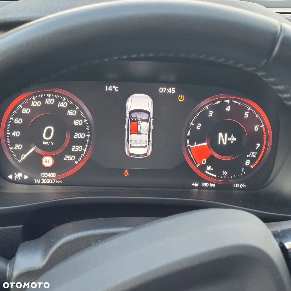 Volvo XC 40 - 9