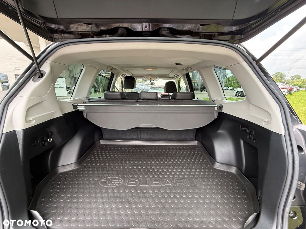 Subaru Forester 2.0 XT Platinum Lineartronic - 10