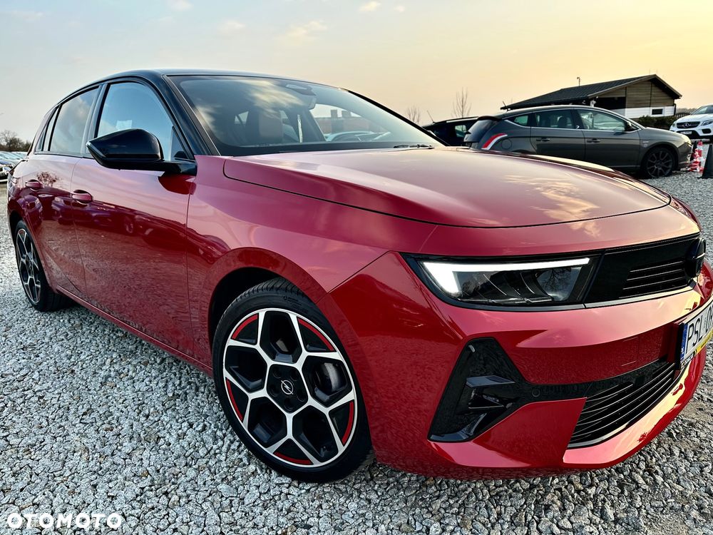 Opel Astra 1.2 Turbo GS - 39