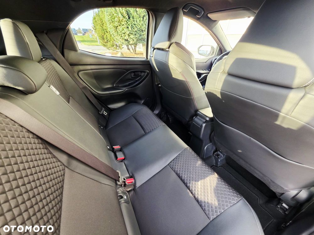 Toyota Yaris - 15