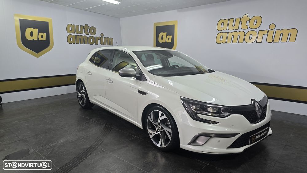 Renault Mégane 1.6 dCi GT EDC - 1