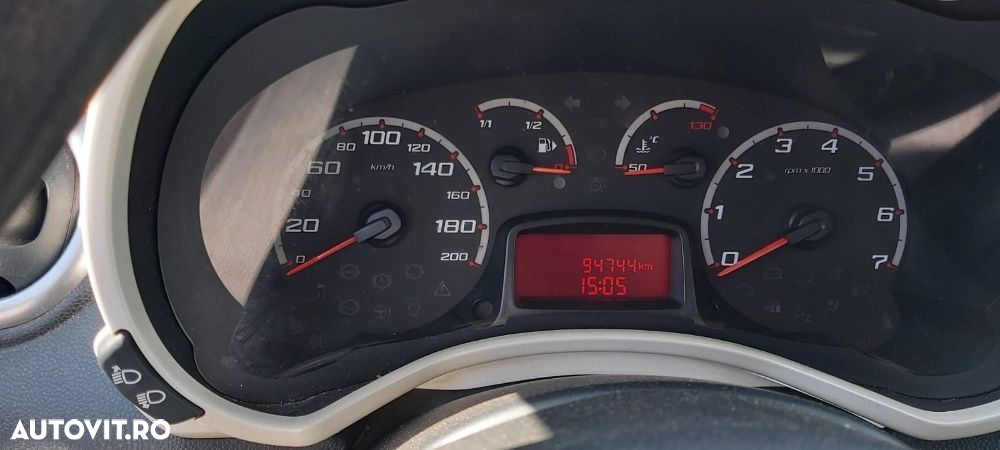 Dezmembrez Ford Ka 1.3 benzina - 2