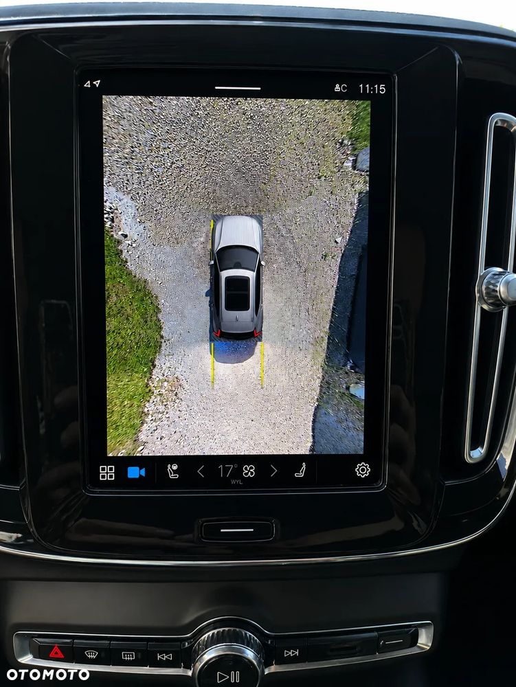 Volvo XC 40 B5 AWD Ultimate Dark - 24