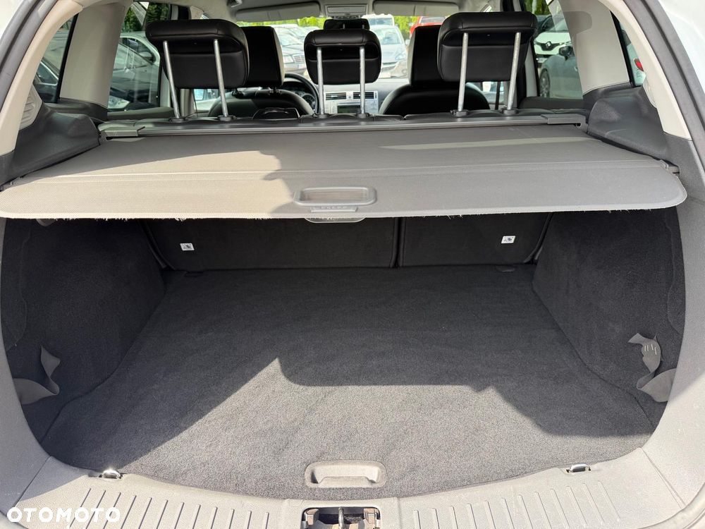 Ford Kuga 2.0 TDCi 4x4 Titanium - 17