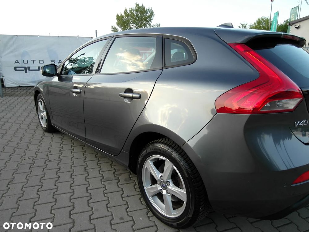 Volvo V40 D2 Kinetic - 15