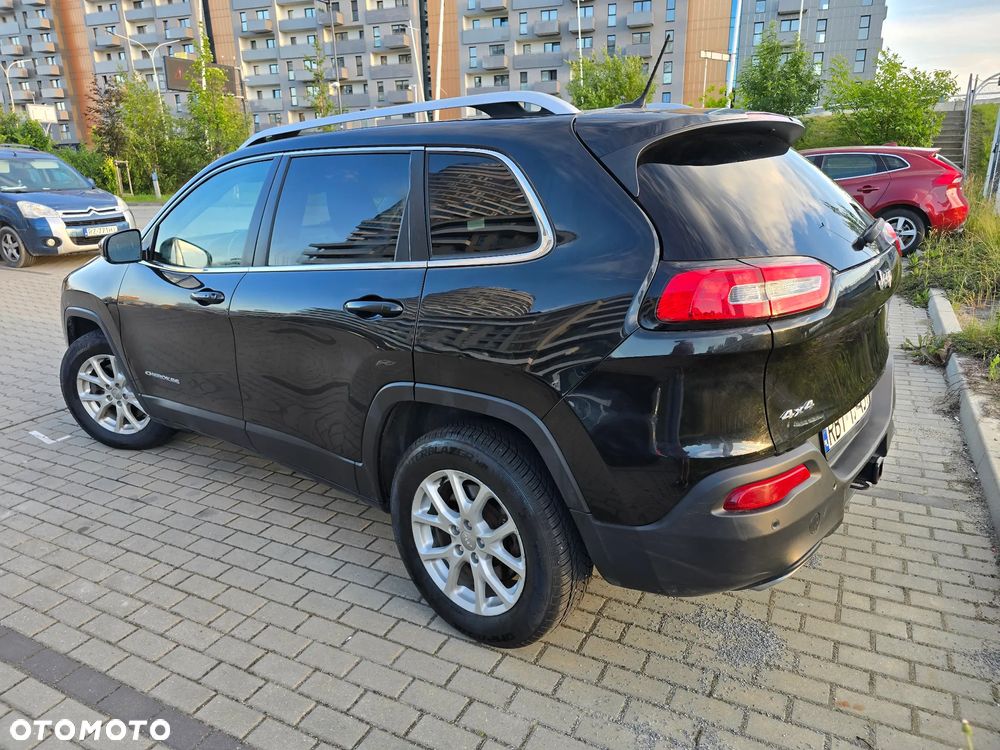 Jeep Cherokee - 6