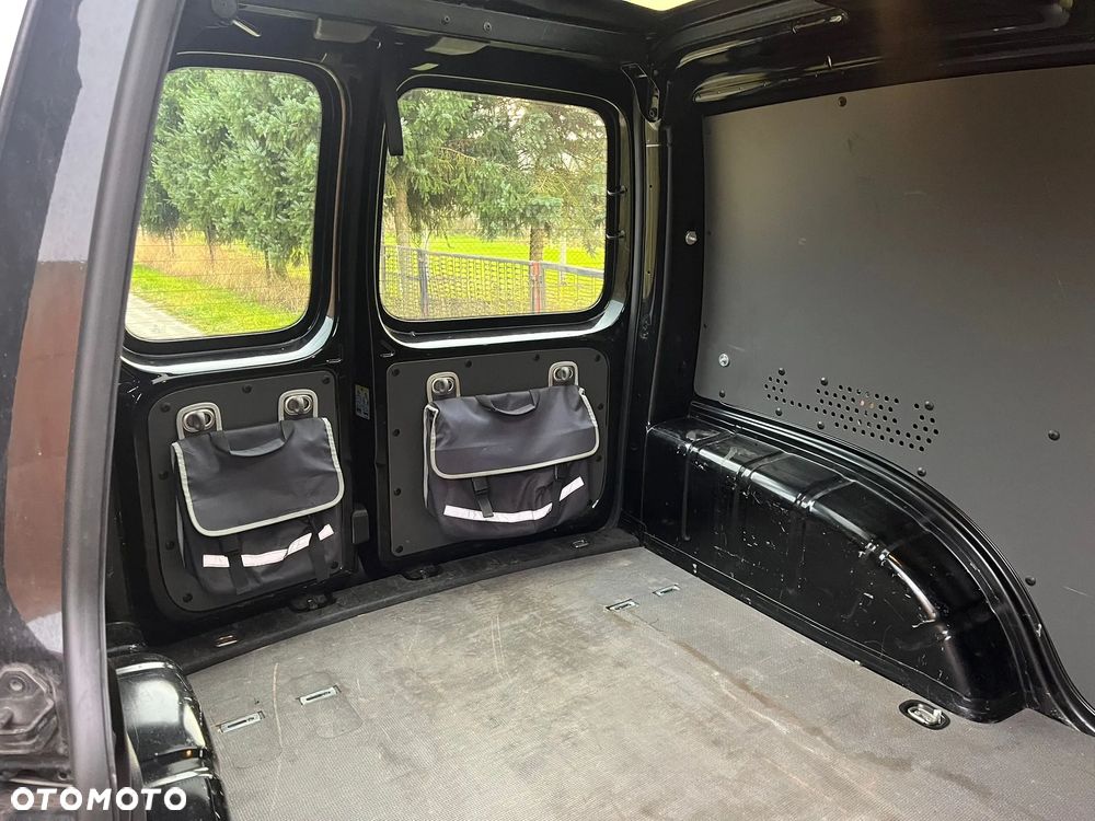 Volkswagen Caddy - 9