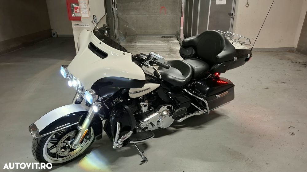 Harley-Davidson FLHPEI Road King Police - 6