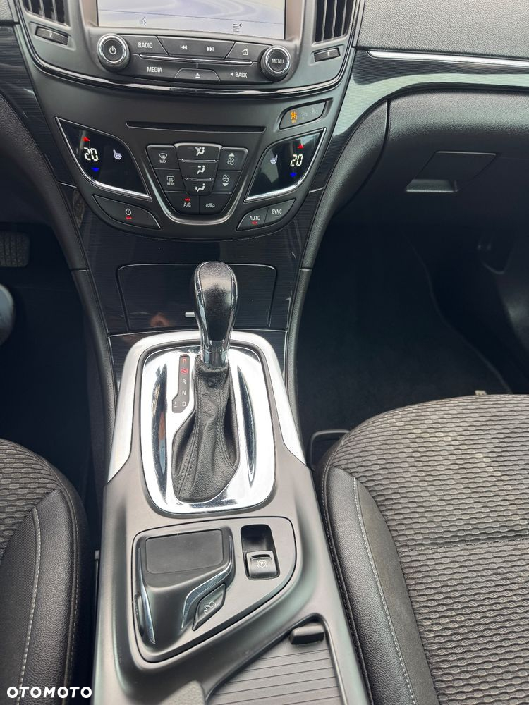 Opel Insignia 2.0 CDTI 4x4 Sports Tourer - 4