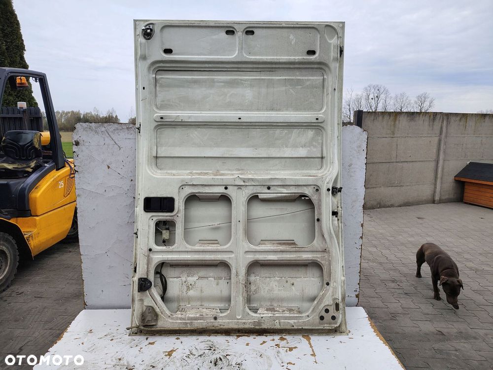 DRZWI BOCZNE PRAWE PRZESUWNE IVECO DAILY 3 III 35C15 FL LIFT 2 - 6