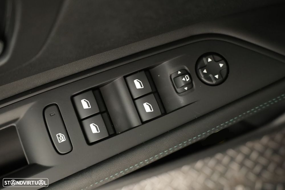 Peugeot 3008 1.6 Hybrid Allure Pack e-EAT8 - 20